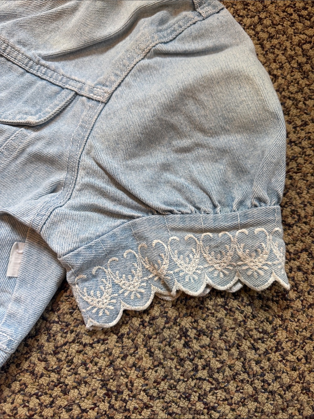 Vintage Switch Light Blue Denim Embroidered Trim High-Waist Jean Short & Top Set - Picture 8 of 10
